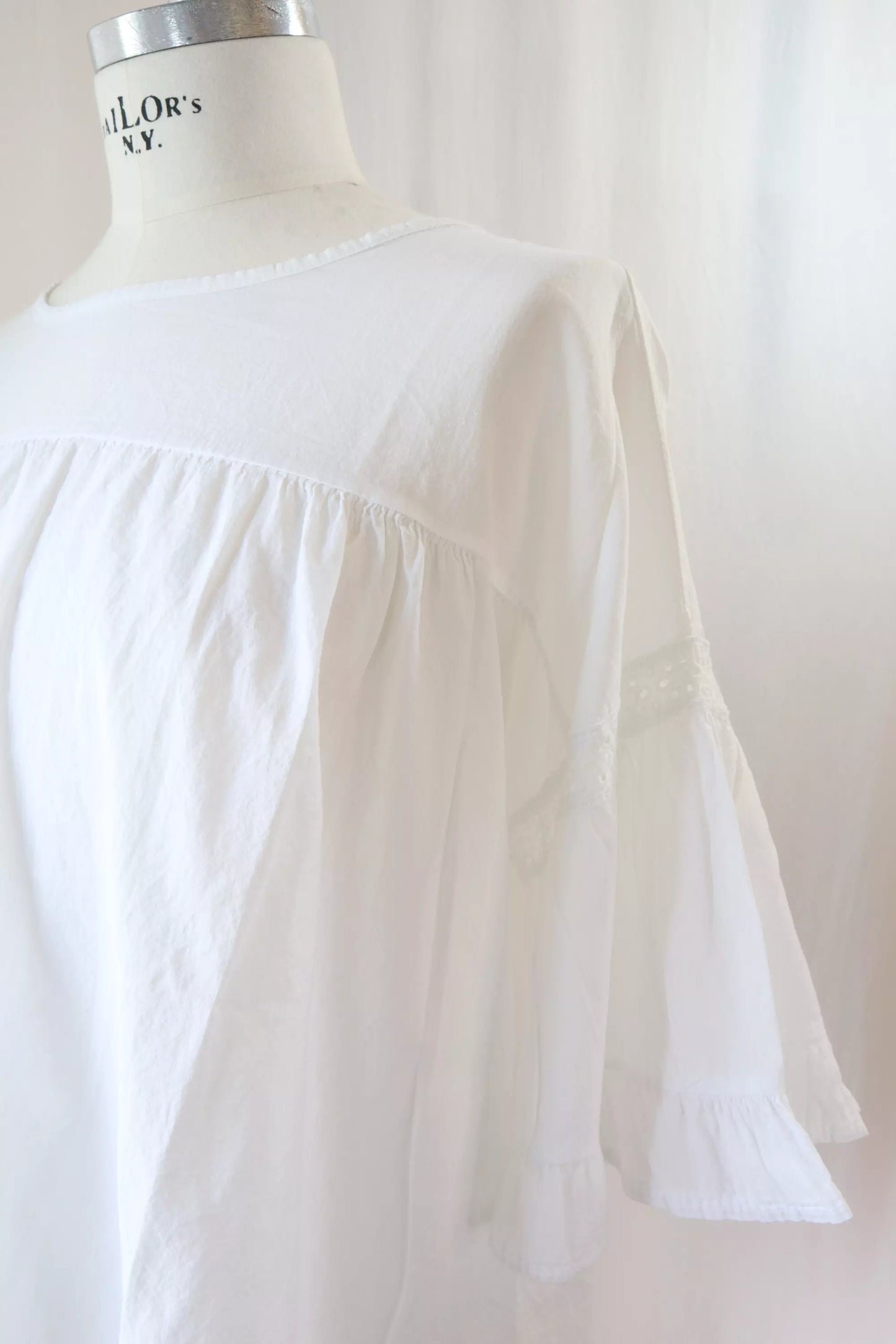 Blusa in Cotone con Balza