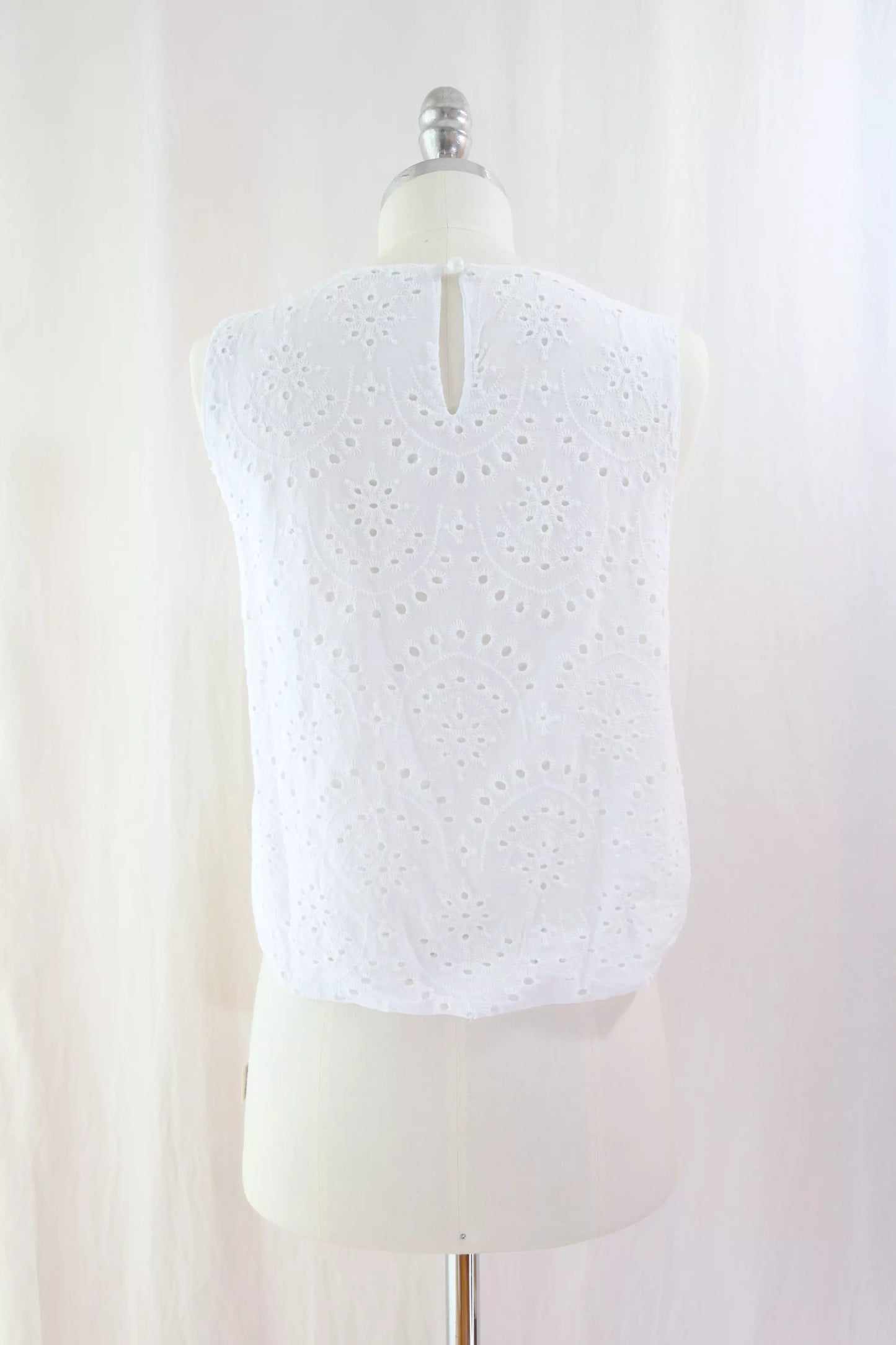 Lined Pure Cotton Eyelet Top